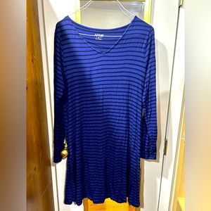 Women’s long sleeve dress